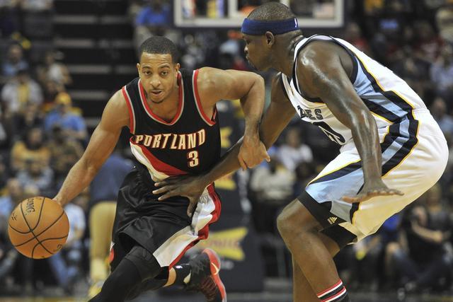 四川女篮以 四川女篮以