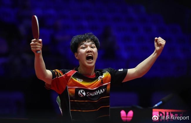 先看一个小 先看一个小